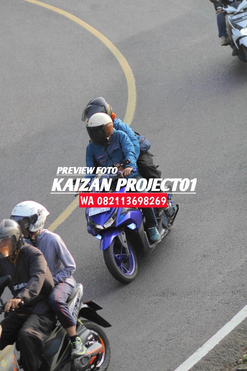 NR_L9880.jpg